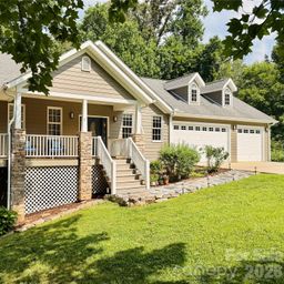 2 Birkdale Drive