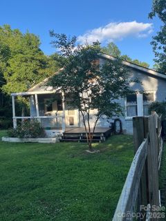 1602 Griffith Road