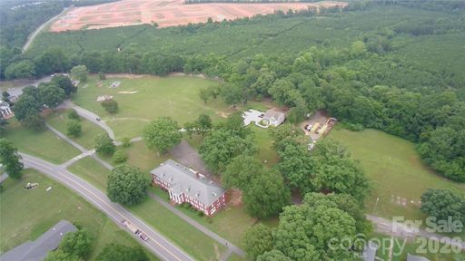 122 Frazier Loop