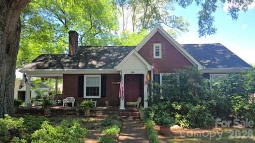 806 S Main Avenue