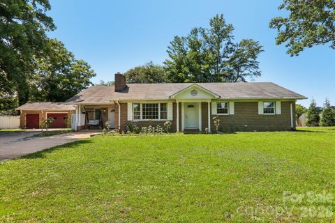 1153 Airport Road