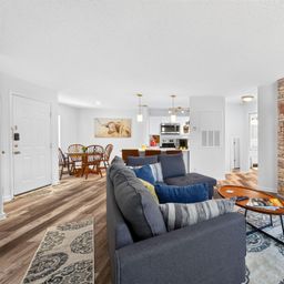11 Hamiltons Bay Court