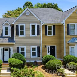 2552 Middlebridge Lane