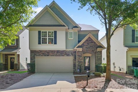 3845 Park South Station Boulevard active home in Park South Station, Charlotte, NC