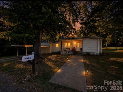 525 Shinn Circle