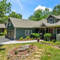 435 Stepping Stone Lane