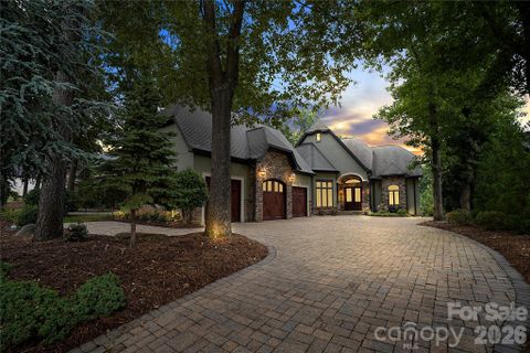 3255 Lake Pointe Drive active home in Reflection Pointe, Belmont, NC