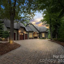 3255 Lake Pointe Drive