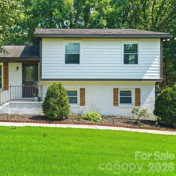 7552 Idlewild Road