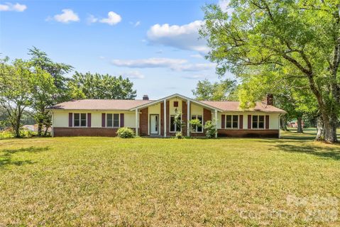 500 Pete Brittain Road active home in Buena Vista, Morganton, NC