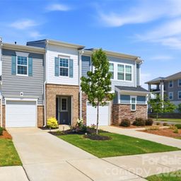 2037 Howell Creek Way