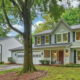 2500 Crescent Knoll Drive