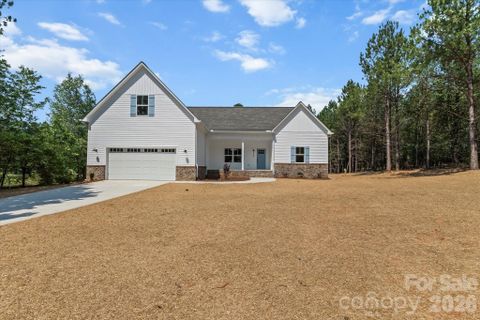 214 Lockhard Circle