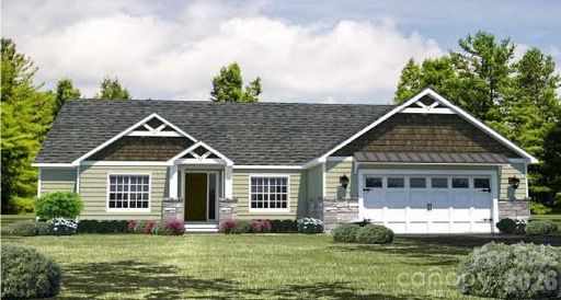 Lot 3 Tomahawk Trail pending home in Cummings Cove, Hendersonville, NC