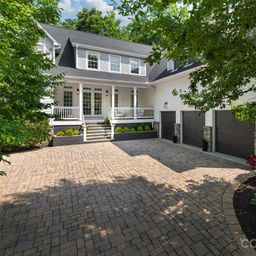 1910 Bearberry Lane