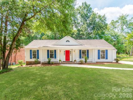 4625 Annerly Court pending home in Wessex Square, Charlotte, NC
