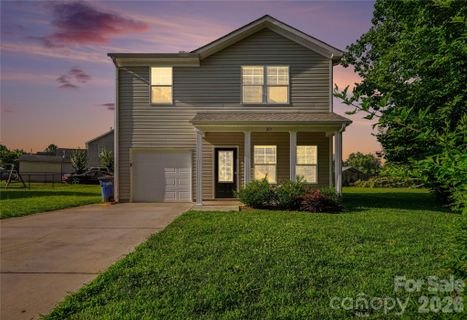 213 Wolf Creek Lane pending home in Stonebridge, Statesville, NC