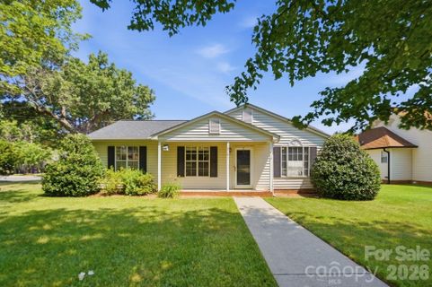 Homes in Pebble Creek, Belmont