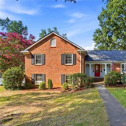 3900 Blowing Rock Way