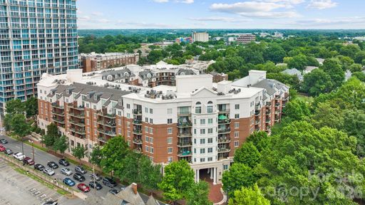 300 W 5th Street active home in Fifth And Poplar, Charlotte, NC