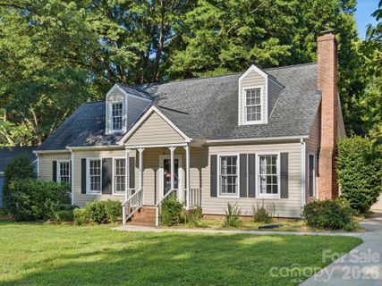 6737 Harrison Road pending home in Country Roads, Charlotte, NC