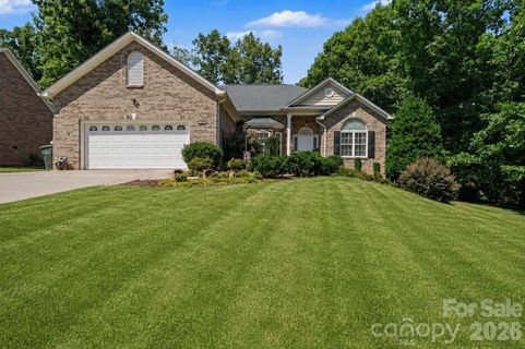 3563 Wandering Lane