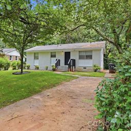 2121 Longleaf Drive