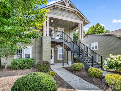 1706 Deermouse Way