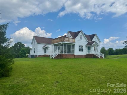 1506 E Sandy Ridge Road