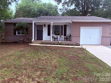 Homes in Twelve Oaks, Charlotte