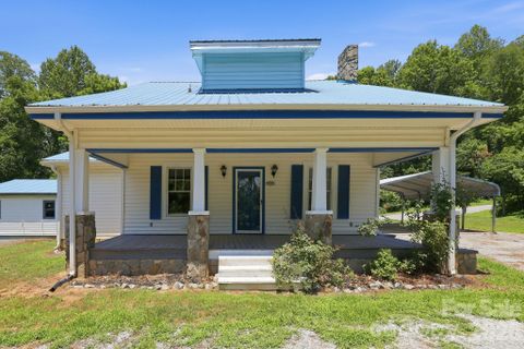 1231 Caldwell Place