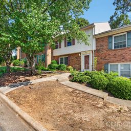 8904 Hunter Ridge Drive