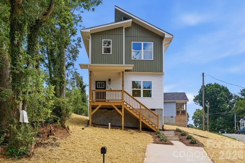 210 8th Avenue Drive