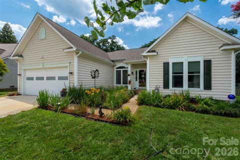 6609 Courtland Street pending home in Lake Park, Indian Trail, NC
