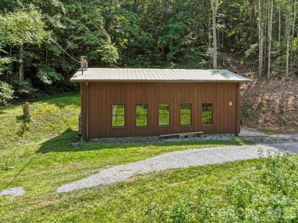 323 Mccurrey Road