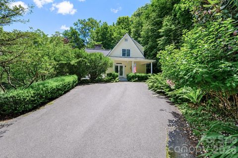 315 Green Hill Woods