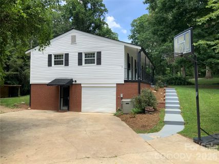 Homes in Rathfarnham, Asheville
