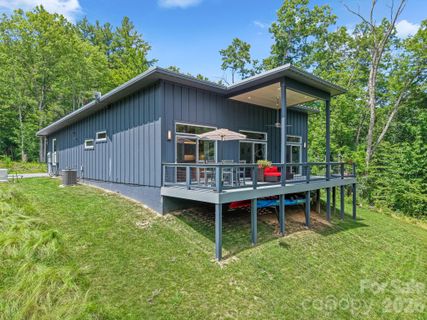 337 Leatherbreeches Drive