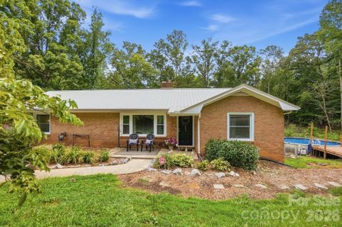 1021 Wedgewood Road