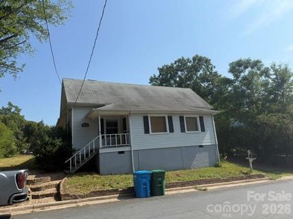 812 Mill Street