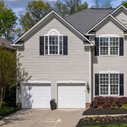 913 Grayscroft Drive