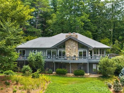 1071 Linkside Drive
