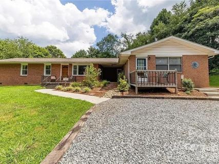 96 Rolling Hills Road