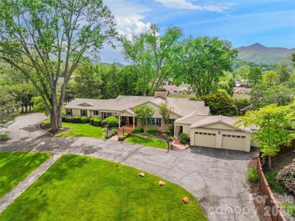 142 Country Club Drive