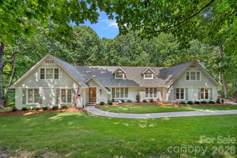 2700 High Ridge Road pending home in Providence Plantation, Charlotte, NC