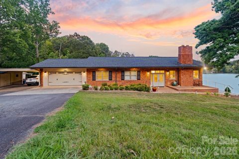 Homes in Northlakes, Hickory