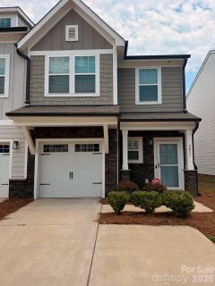 2037 Crooked Oak Lane
