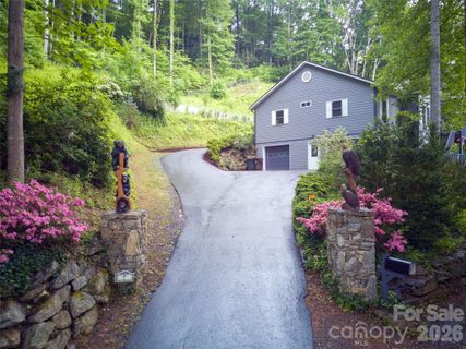 7 Higel Lane