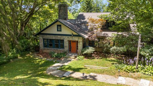 25 Saint Dunstans Circle
