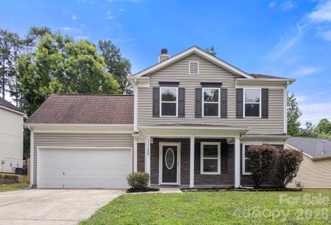 11125 Northwoods Forest Drive active home in Brookmere, Charlotte, NC